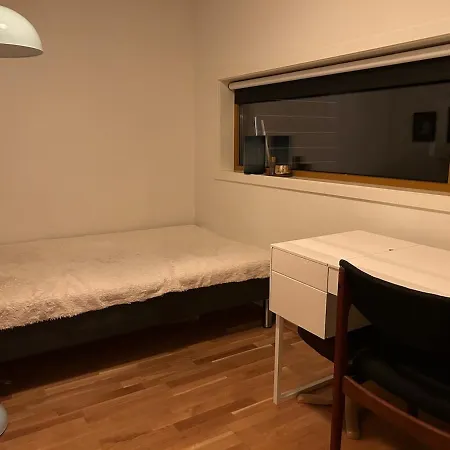 139m2, 5 Bedrooms, 2 Baths, With Sauna, In Out Apartmán Kongsberg