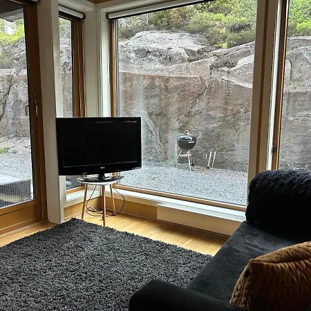 139m2, 5 Bedrooms, 2 Baths, With Sauna, In Out Apartmán
