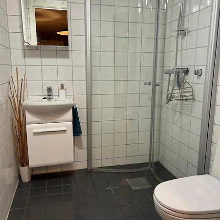 Appartement 139m2, 5 Bedrooms, 2 Baths, With Sauna, In Out