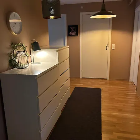 139m2, 5 Bedrooms, 2 Baths, With Sauna, In Out